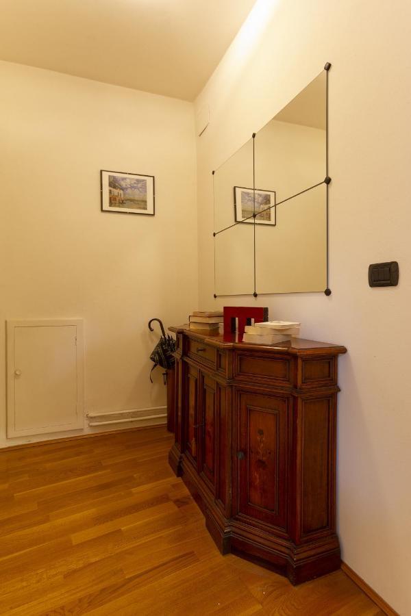 Cavour Suite - Smart Holiday Mantova Exterior photo
