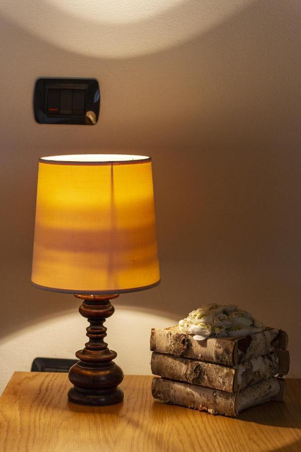 Cavour Suite - Smart Holiday Mantova Exterior photo